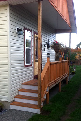 317 High Street side staircase, Ladysmith